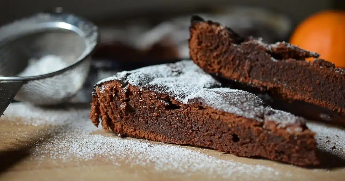10 Desserts With Only 3 Ingredients to Treat Yourself Even When You Don't Feel Like Cooking