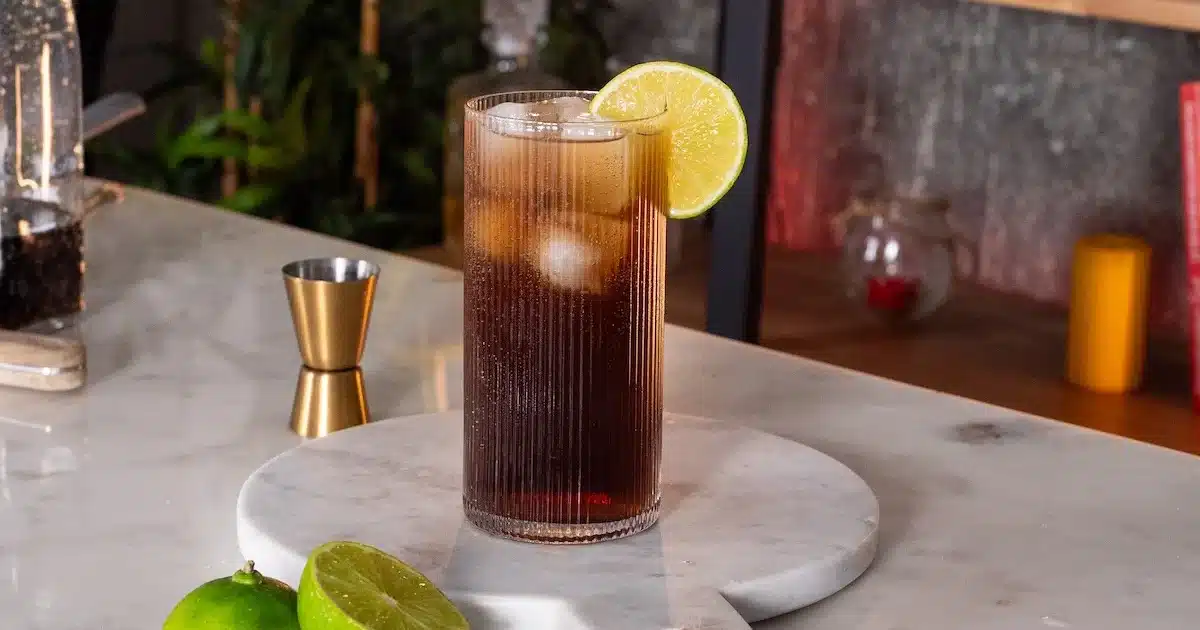 5 Alcohols, 1 Cocktail: The Real Recipe for Long Island Iced Tea to Make at Home
