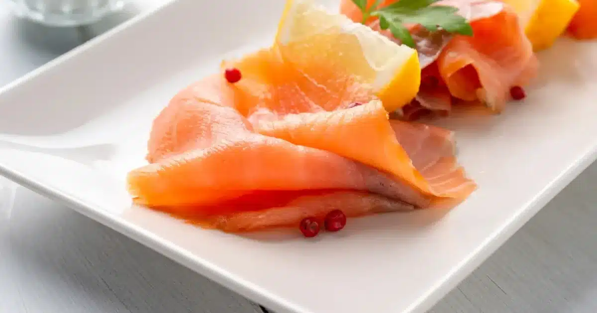 Can you freeze smoked salmon?