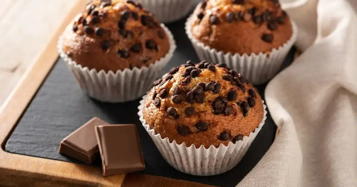 Easy Banana and Chocolate Chip Muffins, the Soft and Delicious Anti-Waste Recipe