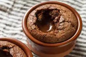 The Best Chocolate Lava Cake Ready in Just 5 Minutes and WITHOUT an Oven!