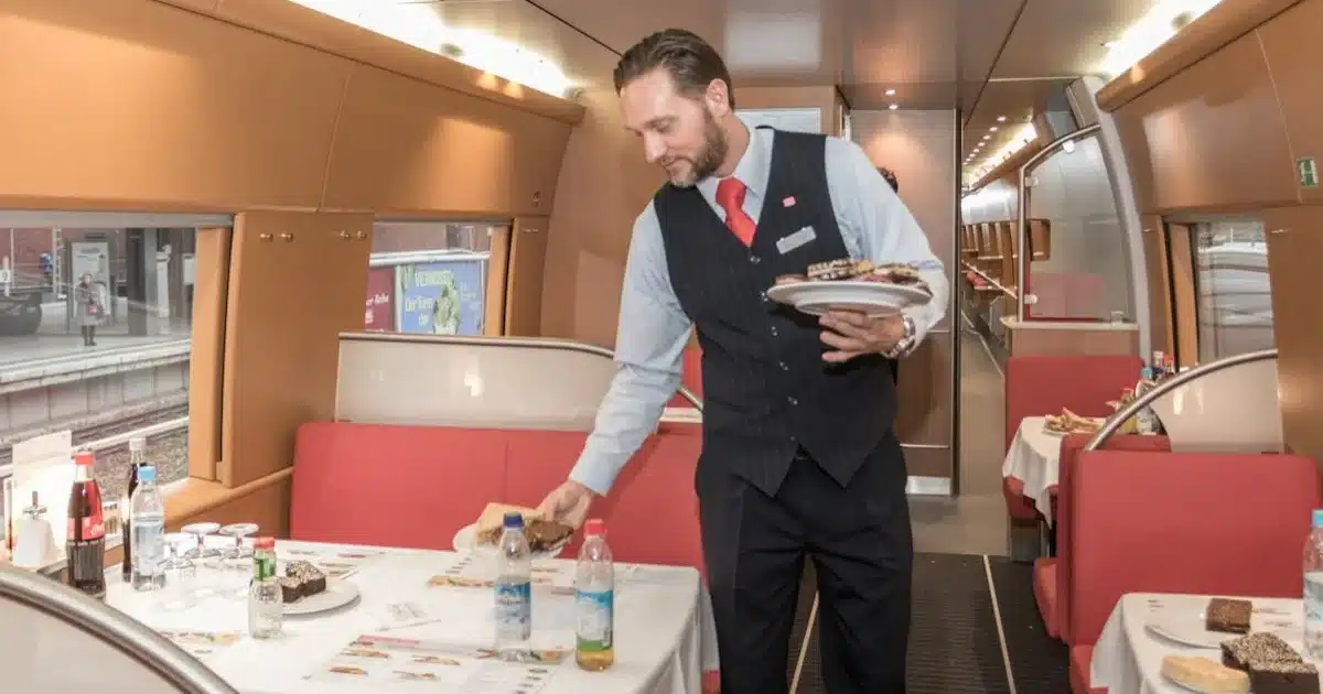 Train Catering Employee Recovers Food from... the Trash and Serves It to Passengers
