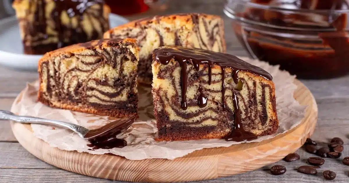 Vanilla or Chocolate? Why Choose with This Marbled Yogurt Cake, the Simplest and Most Effective in the World!