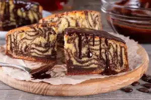 Vanilla or Chocolate? Why Choose with This Marbled Yogurt Cake, the Simplest and Most Effective in the World!