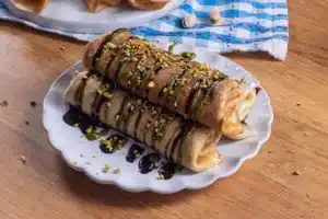 You're Going to Crave Dubai-Style Crepes with Chocolate and Pistachio!